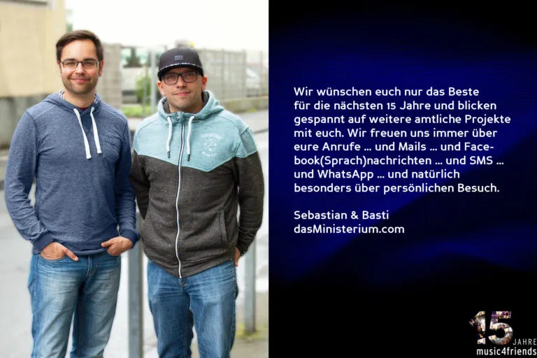 Gratulanten feiern 15 Jahre music4friends mit Wegbegleitern und Freunden.